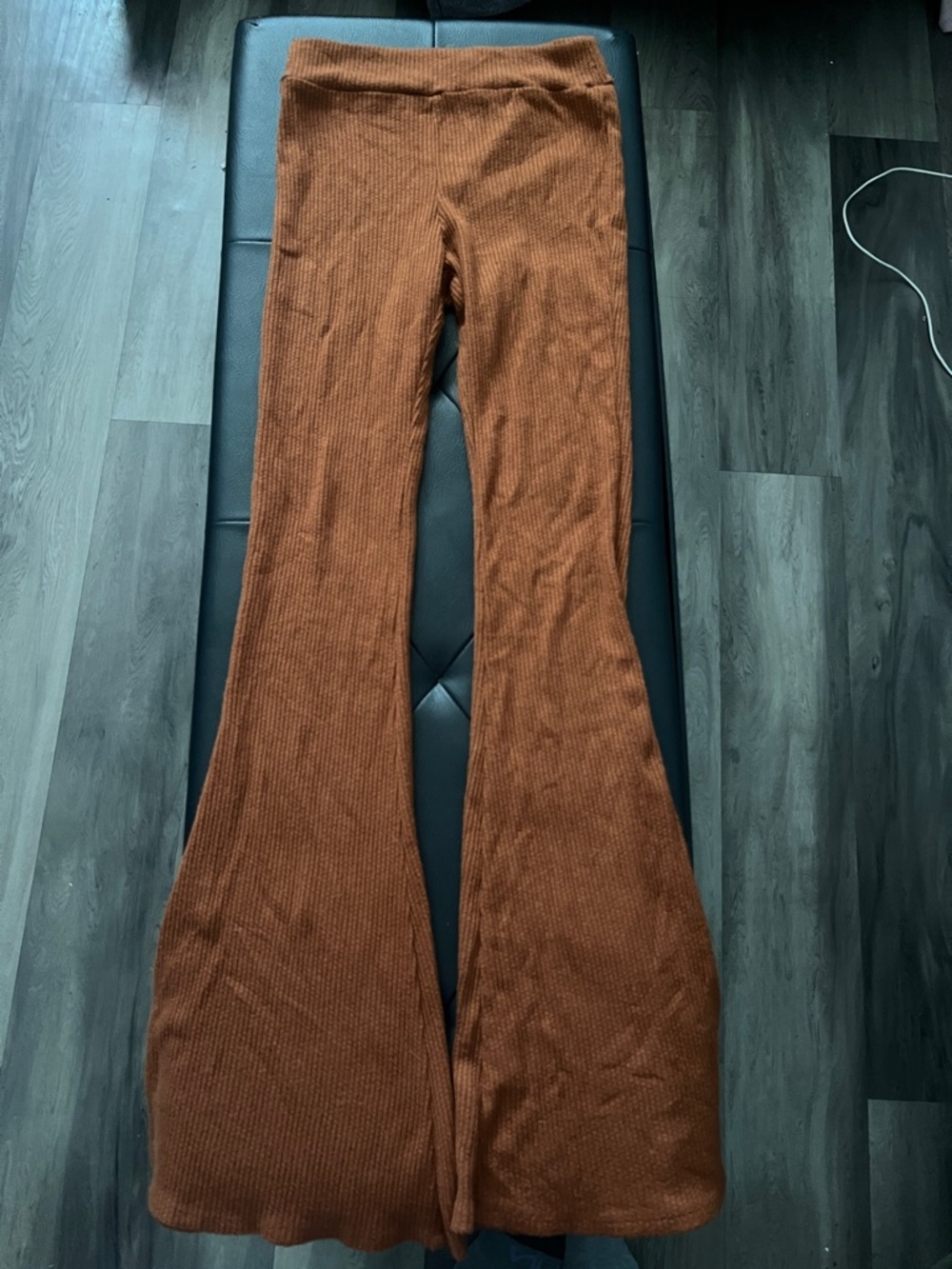 Ribbed Flared Knit Pants - Rust Brown